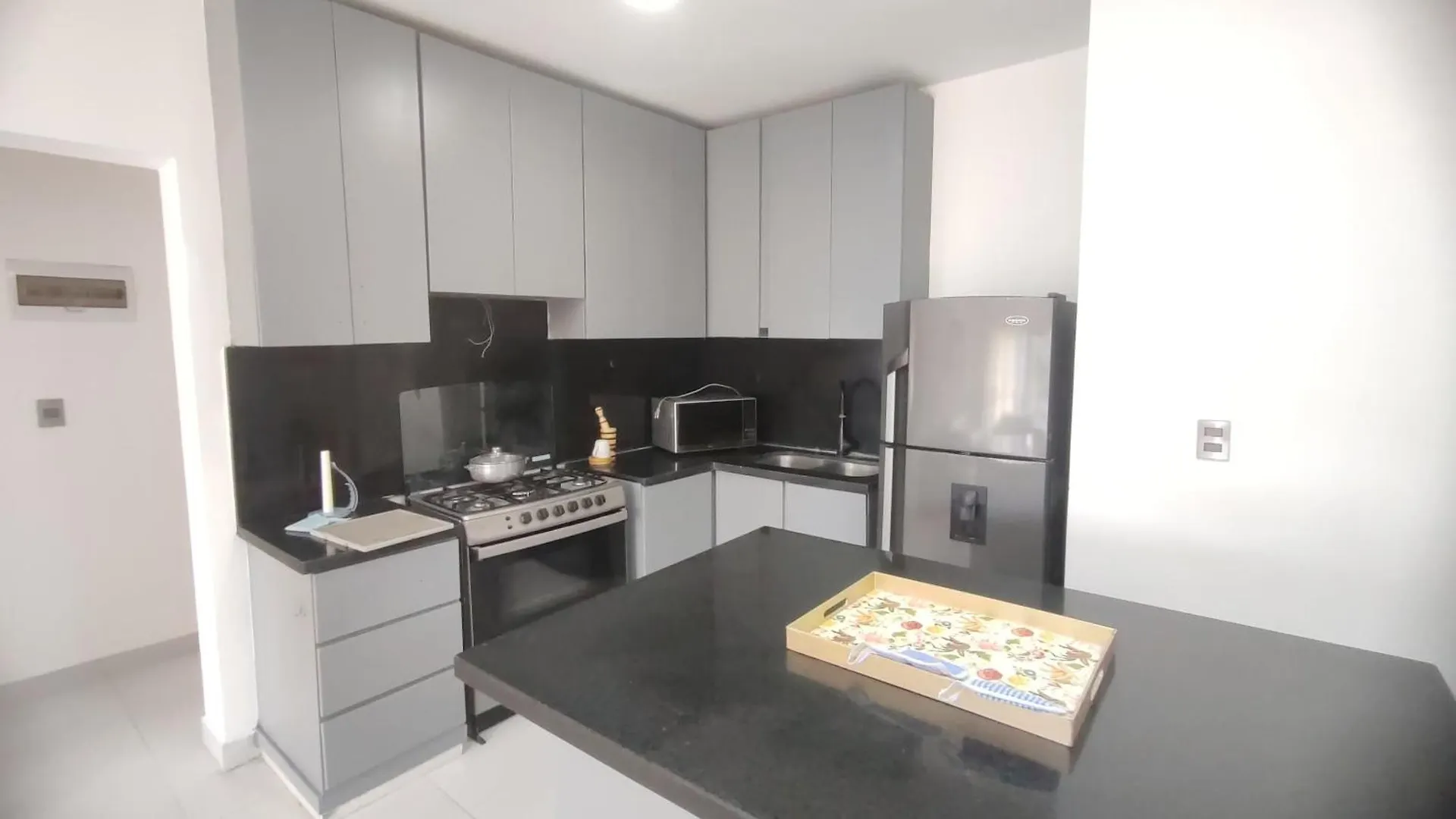 公寓 Modern Penthouse With Private Rooftop, Free Parking & Wifi 普拉塔港